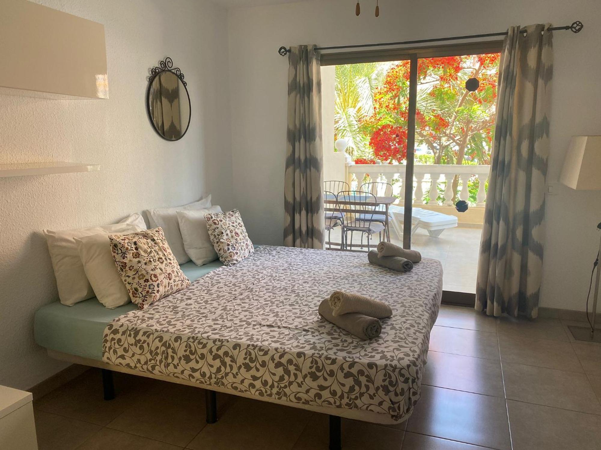 Castle Harbour Samuel'S Studio Flat By Lovetenerife Los Cristianos  Exteriér fotografie